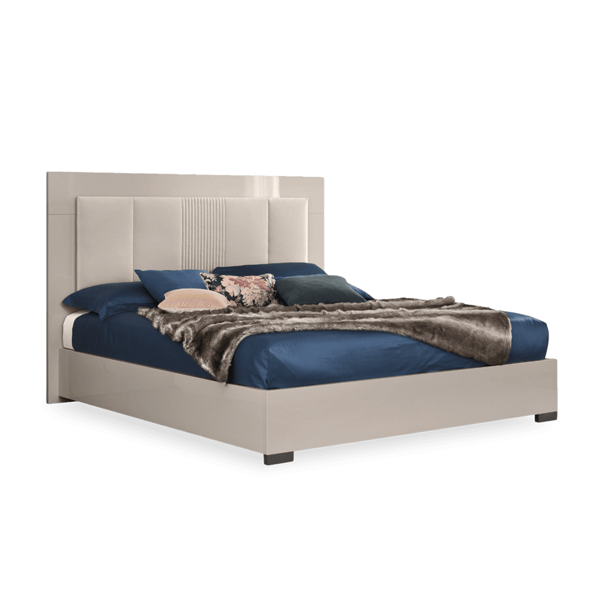 Claire Ks Bed Pearl Line